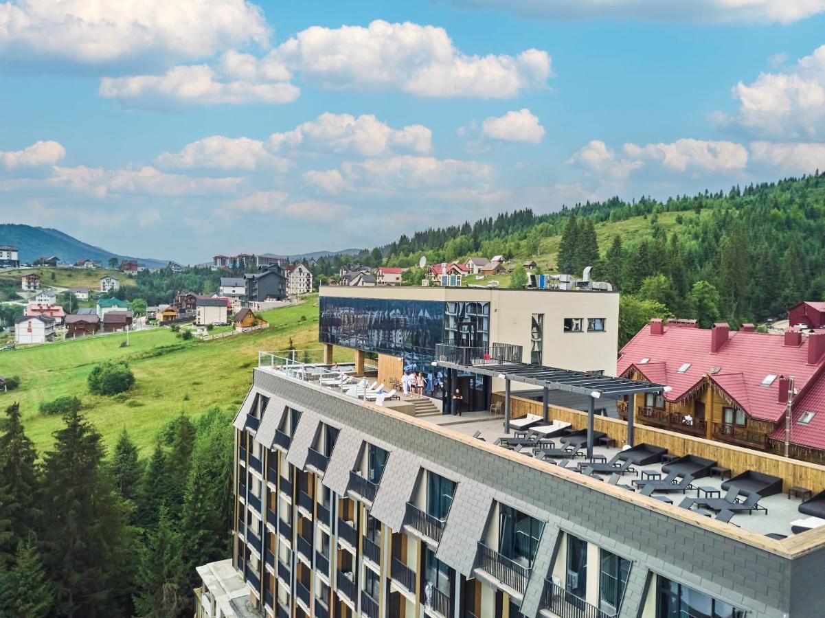 Fomich Residence Boekovel Buitenkant foto
