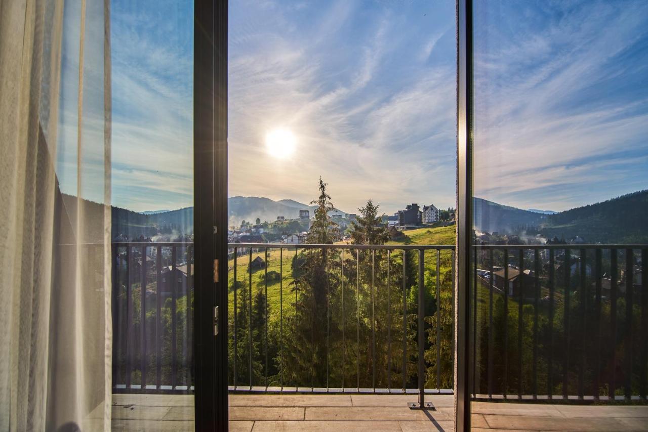 Fomich Residence Boekovel Buitenkant foto